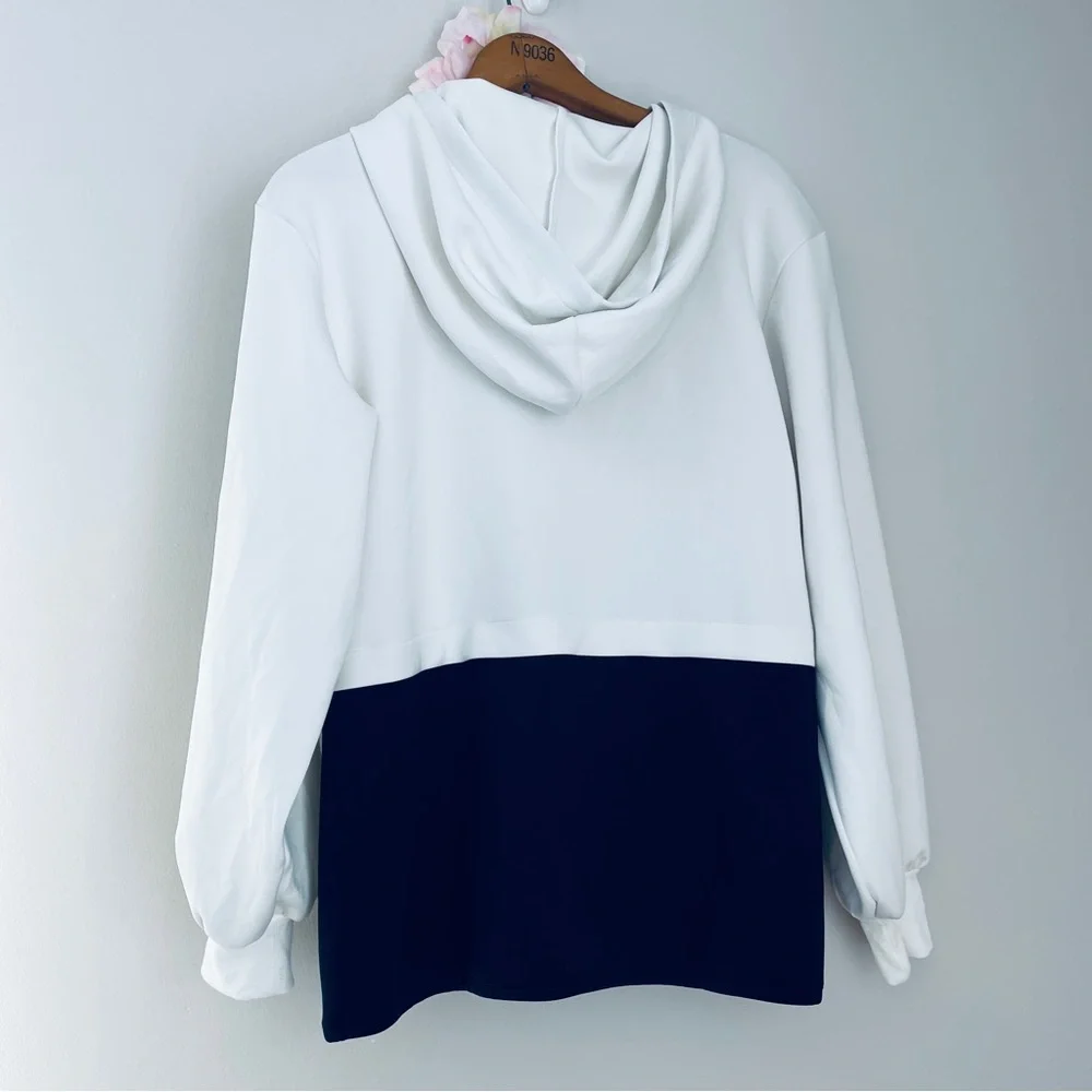 Thrive Société White Black Ring Pull Hoodie T31J612 Medium